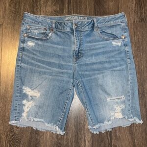 American Eagle Bermuda shorts